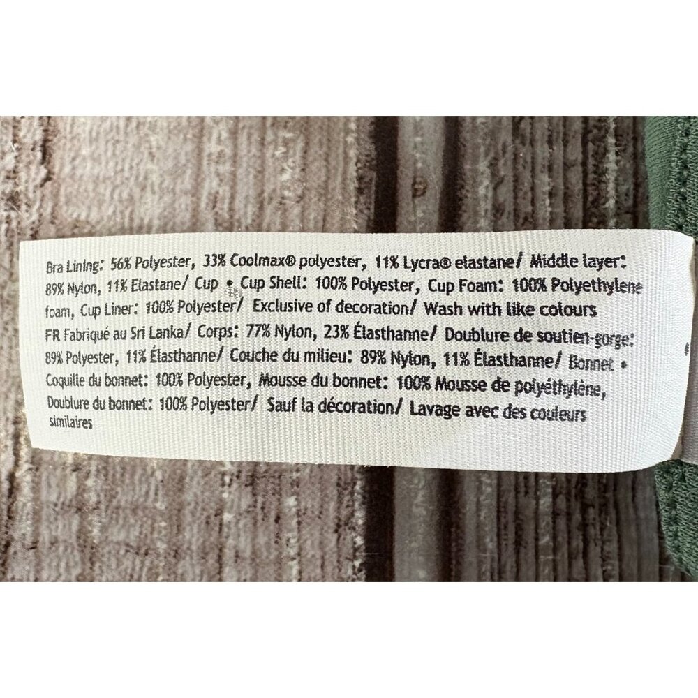 Lululemon License to Train Triangle Bra A/B logo sz 10 color green GREU NWT $48 - Picture 5 of 10